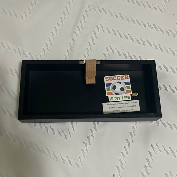 🖼️ Don’t Forget To Be Awesome Sign Decor - Picture 4 of 4